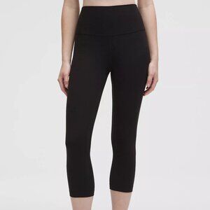 Lululemon Align cropped capri leggings